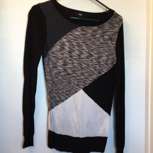 Mossimo pullover light sweater
